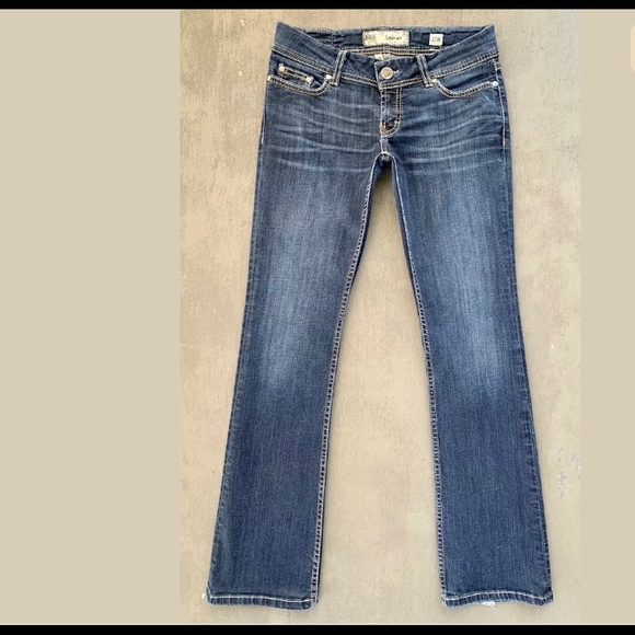 BKE Sabrina Distressed Bootcut VTG Blue Jeans